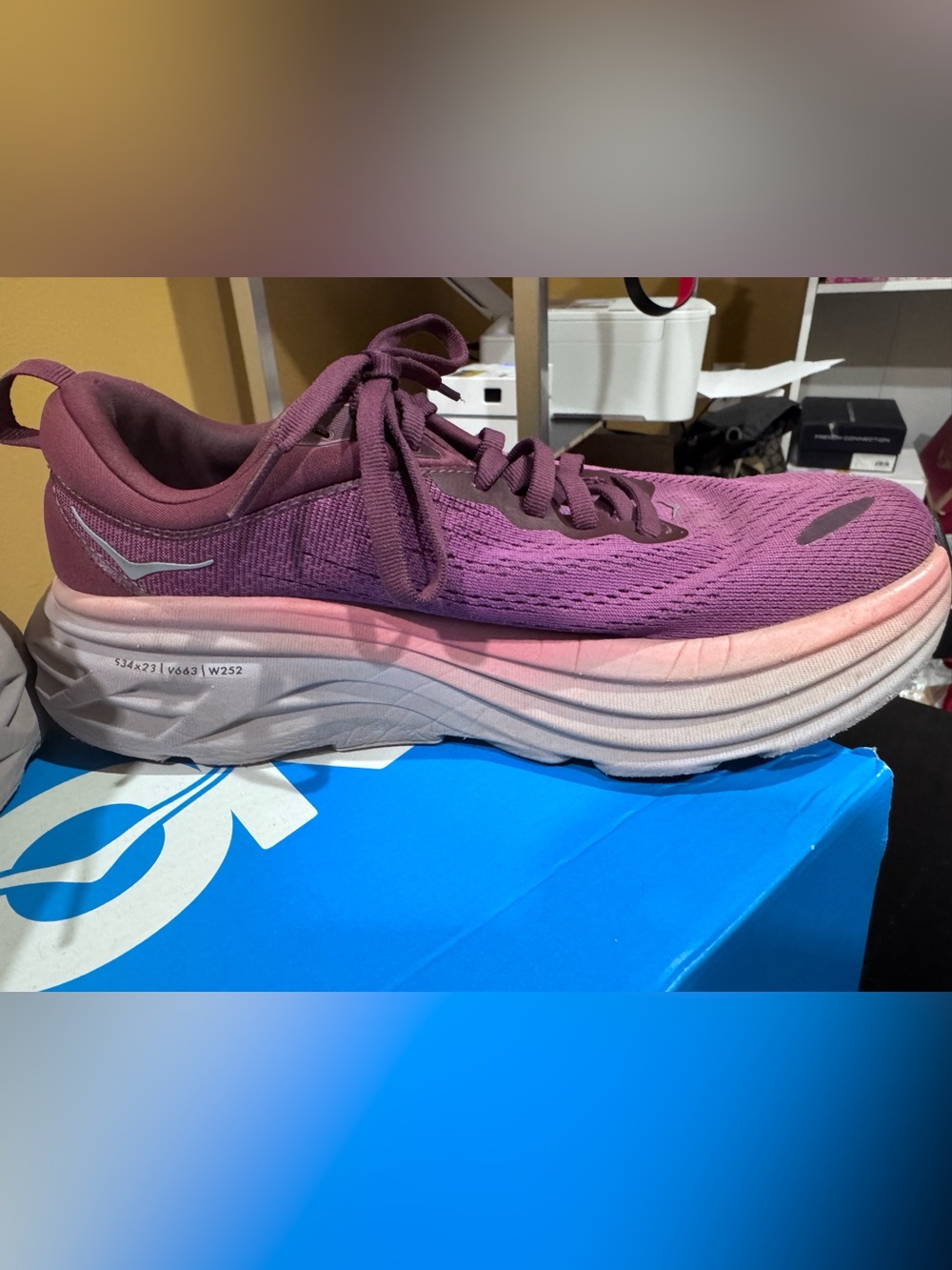 Hoka Bondi 8 Women's Running Shoes Size 7.5 in box - Picture 10 of 14